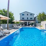 Dar Pocitelj Appartamento *