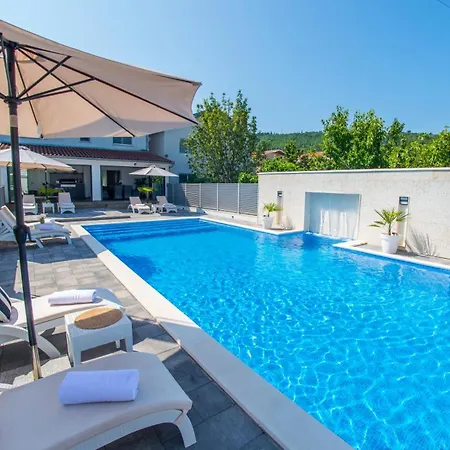 Dar Pocitelj Apartamento *