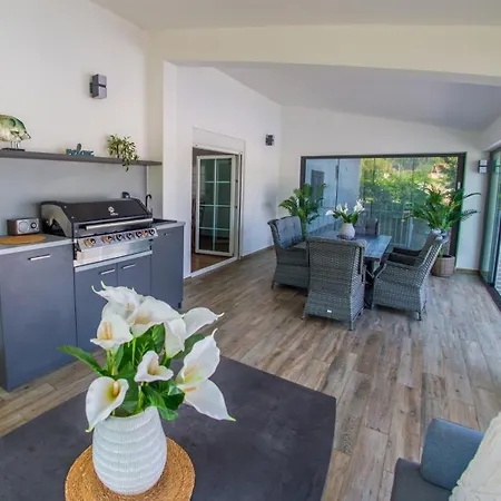 Apartment Dar Pocitelj