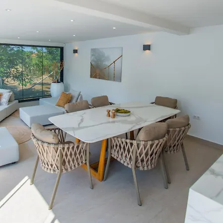 Apartment Dar Pocitelj