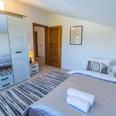 Dar Pocitelj Apartman *