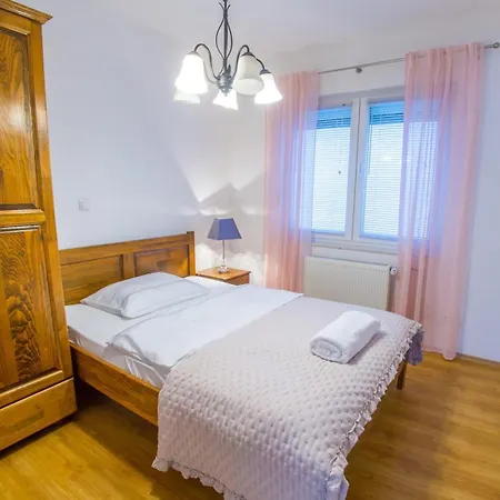 Dar Pocitelj Apartment *